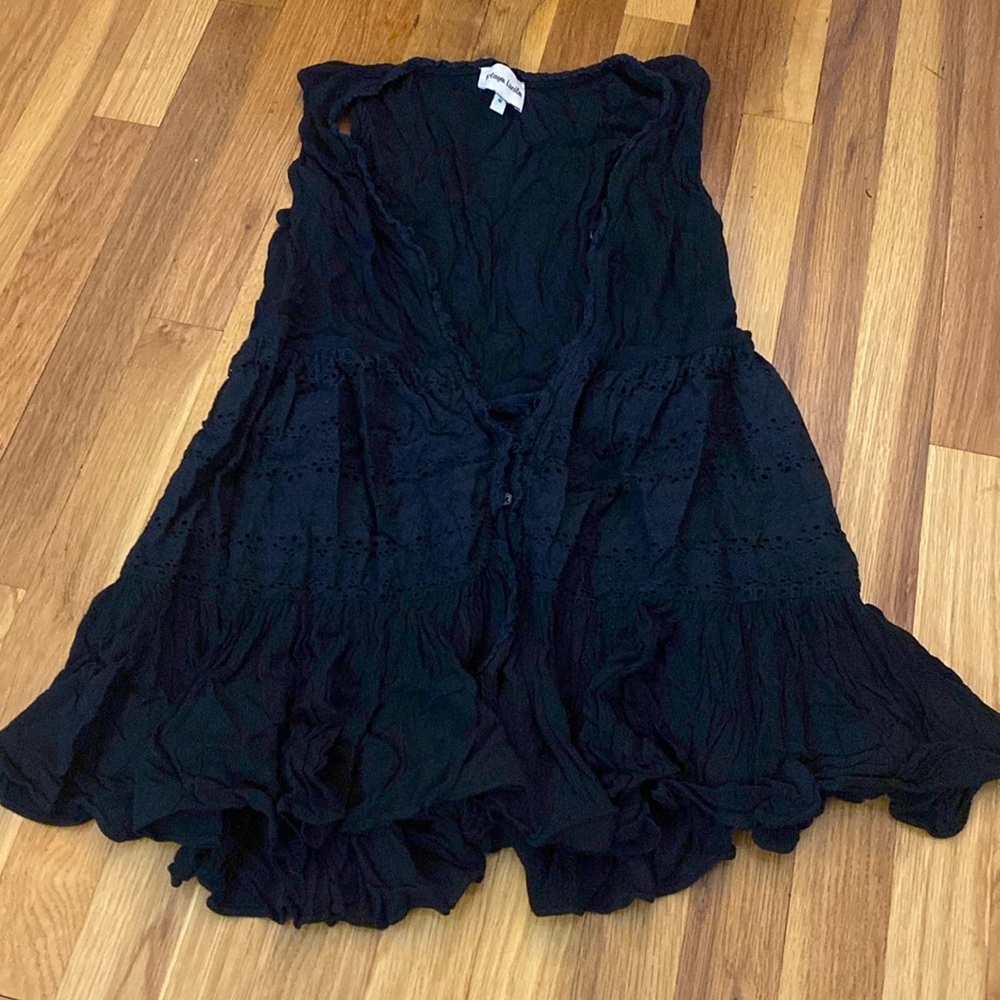 Playa Lucila Women’s Black Ruffled Button Down Blouse Size M